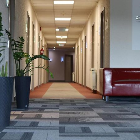 Only 15 Minutes To City Center, Free Secure Parking Budapest Eksteriør bilde
